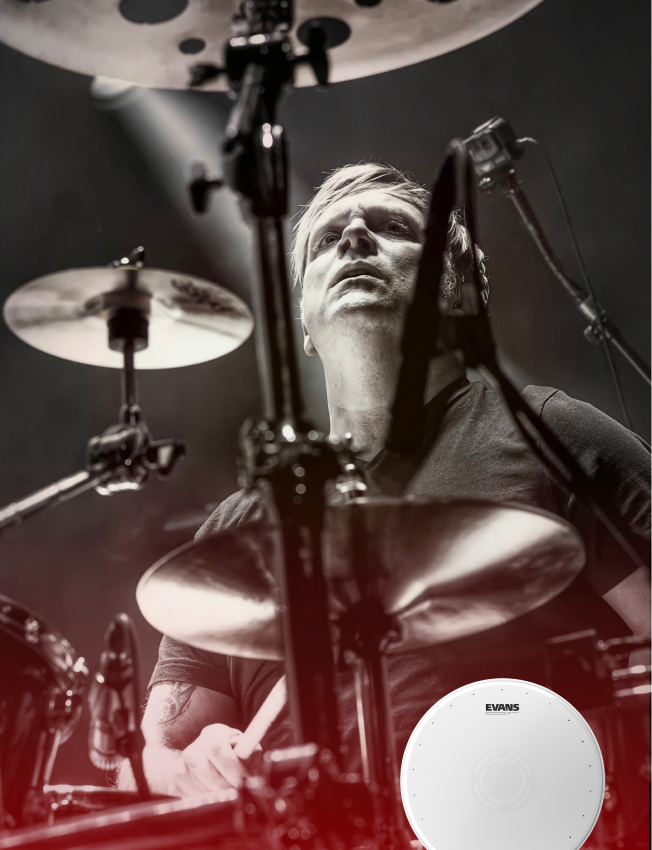CRAIG BLUNDELL